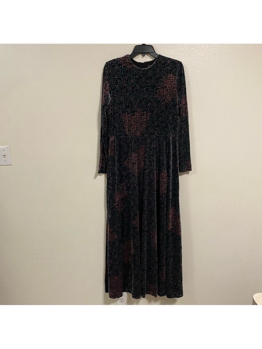 Reverse Dress Women’s Size Large Gunmetal Gray Pink Burnout Velvet Maxi Dress